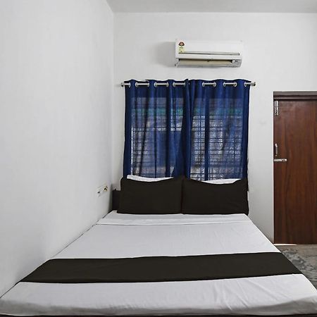 Oyo Hotel Chinar Park Kolkata Exterior photo