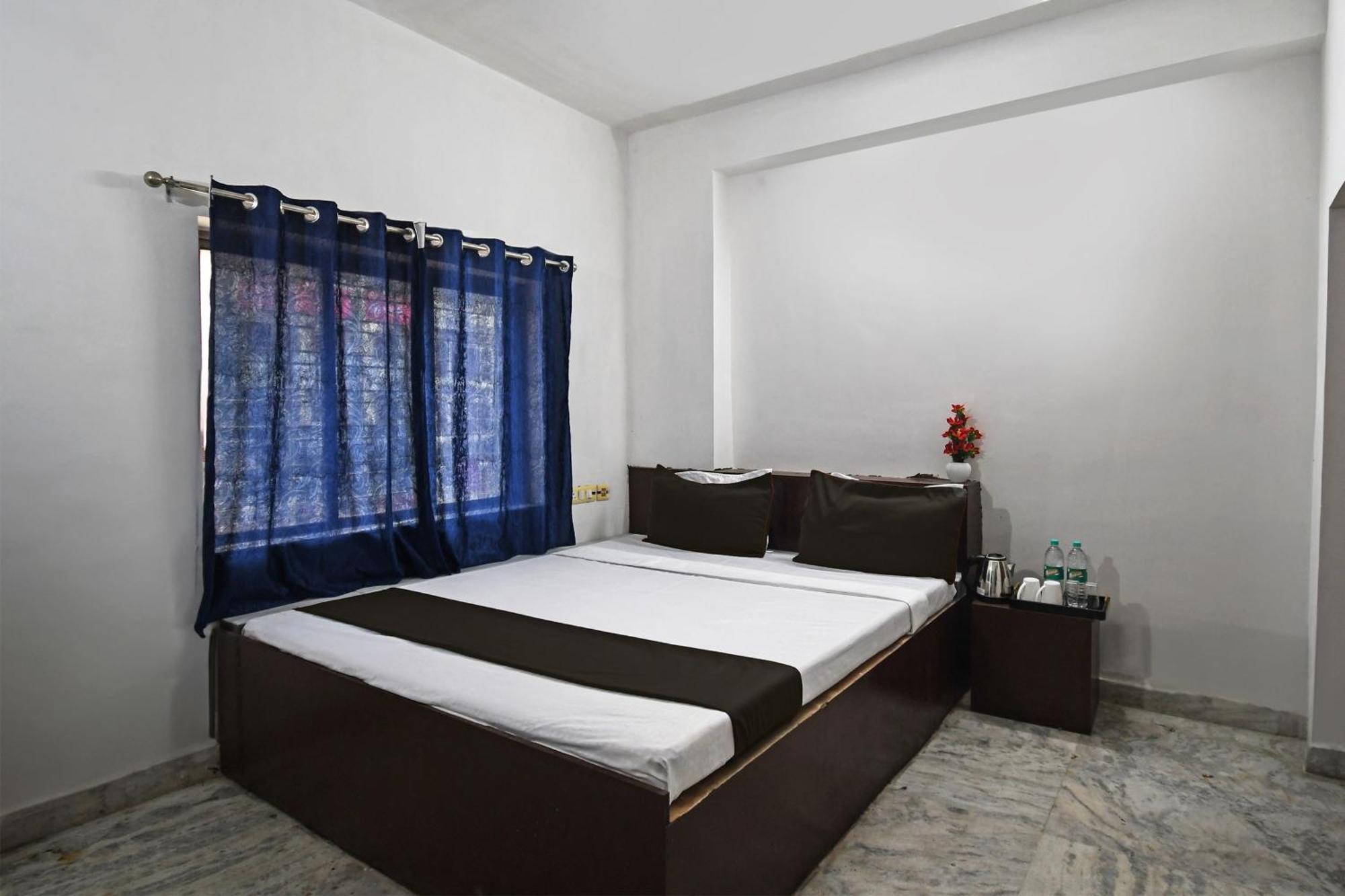 Oyo Hotel Chinar Park Kolkata Exterior photo